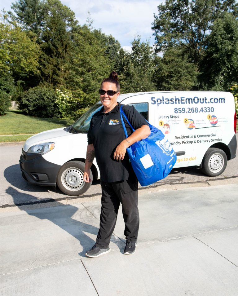 Keep Your Team Looking Sharp with Uniform Laundry Services in Round Hill, KY