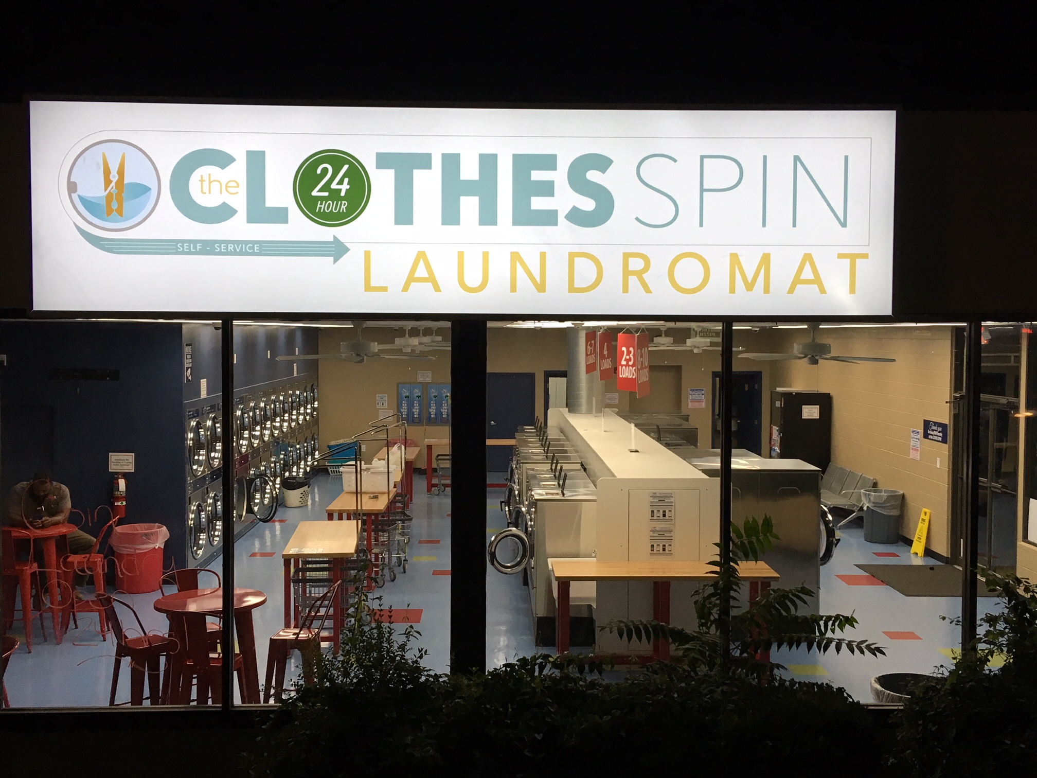 The Modern Laundromat: Making Laundry Day Easy and Stress-Free